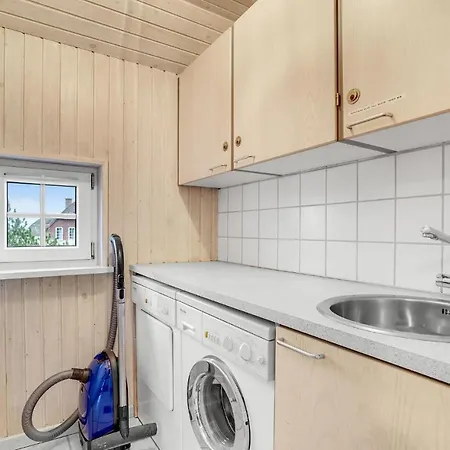 Pet Friendly In Ringkobing With Indoor Swimming Pool 別荘 *