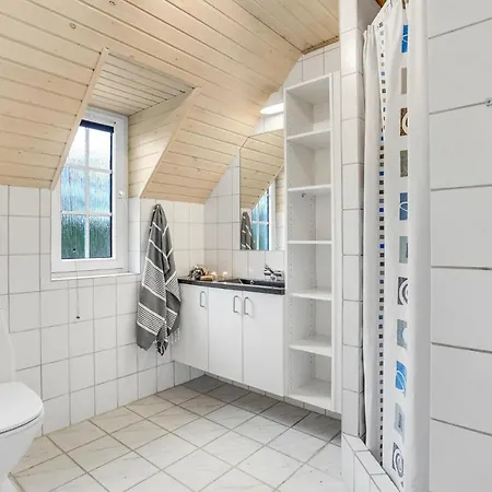 Pet Friendly In Ringkobing With Indoor Swimming Pool *