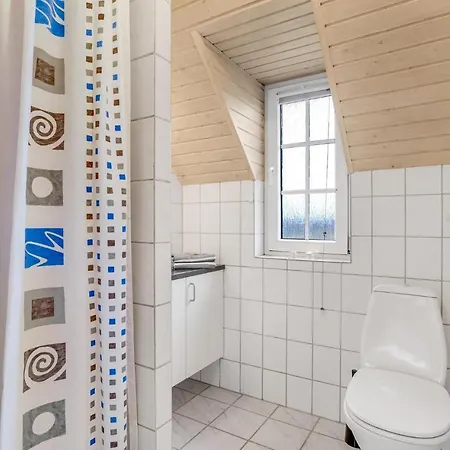 Pet Friendly In Ringkobing With Indoor Swimming Pool *